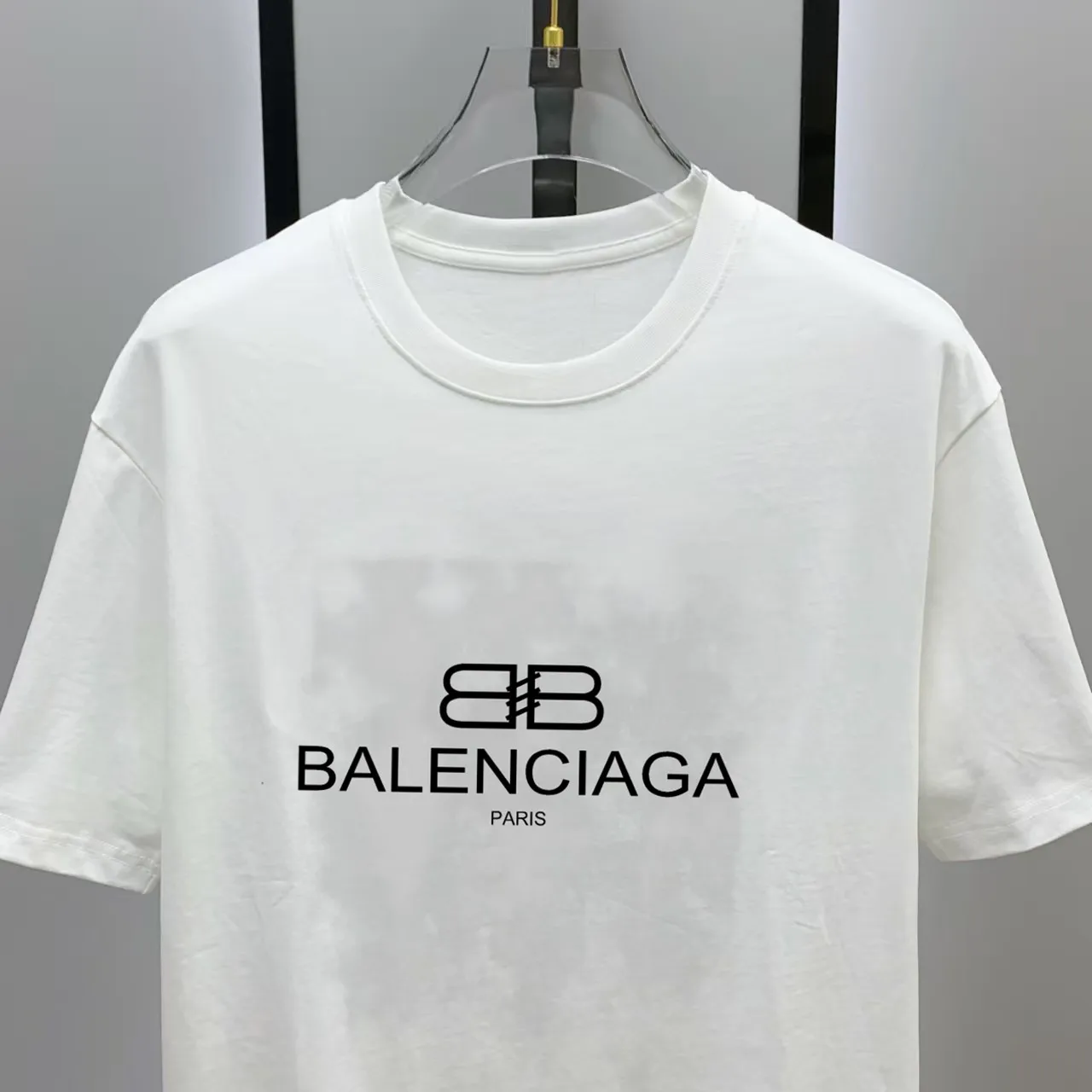 # 2026 New Arrival New Arrival T Premium ！ logo Premium 250 . . . . . ！ ！ ：Black。White！ Sizes： S M L XL XXL ：50 52 55 58 61 ：69 71 73 75 77 ：48 50 53 56 58 ：22 22.5 23 23.5 24 ， 1-3CM